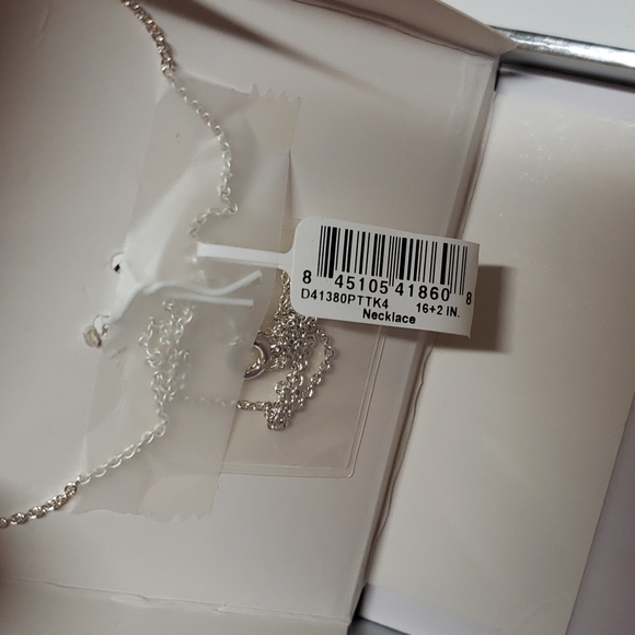 Disney's Minnie Mouse Crystal Head Necklace Silver Rose Gold Crystal Womens NWT - Picture 10 of 10